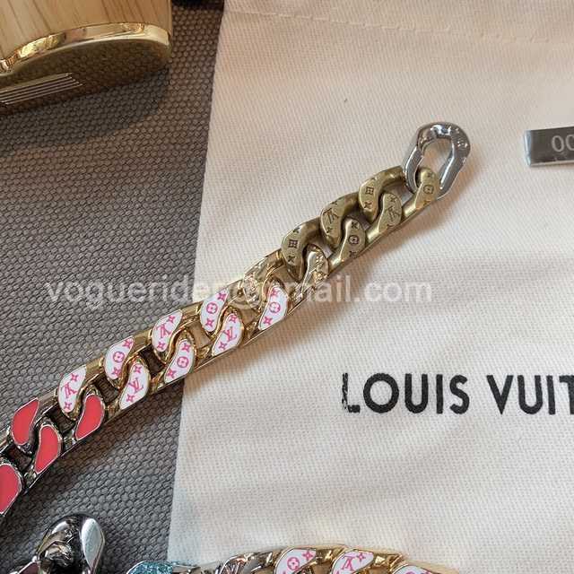 CB10063 LV Necklace CB10063 LV Necklace