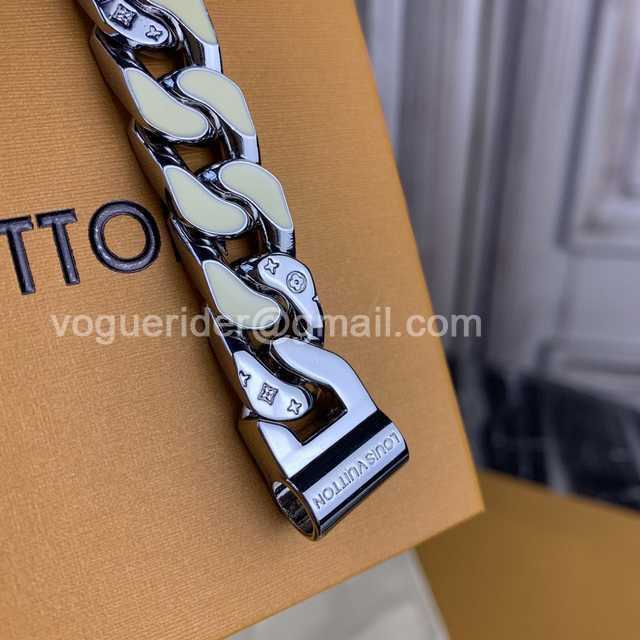 CB10072 LV Necklace CB10072 LV Necklace