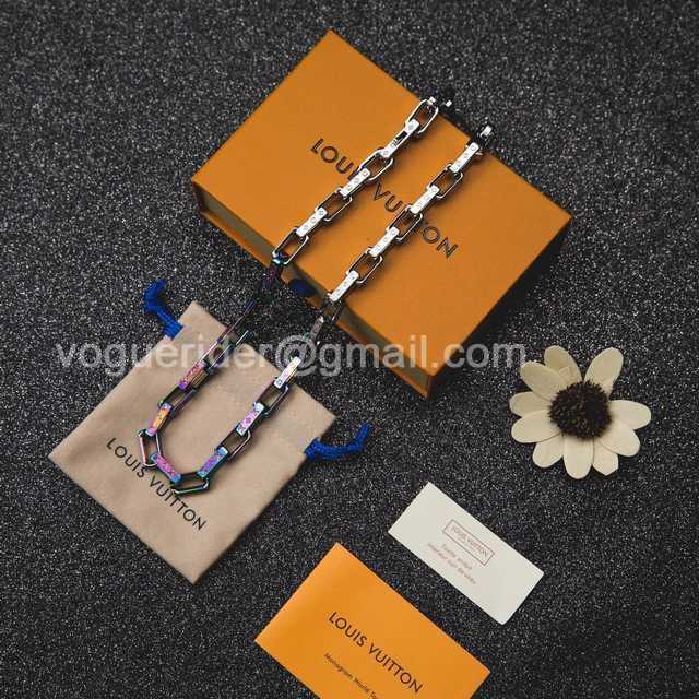 CB10081 LV Necklace CB10081 LV Necklace