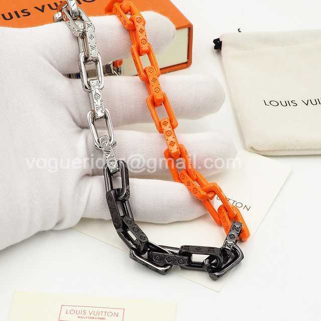 CB10083 LV Necklace CB10083 LV Necklace
