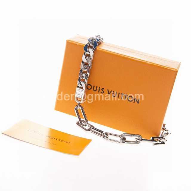 CB10089 LV Necklace CB10089 LV Necklace