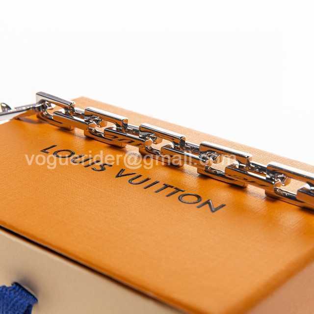 CB10089 LV Necklace CB10089 LV Necklace