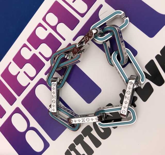 CB10094 LV Bracelet