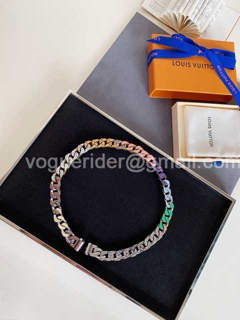CB10098 LV Necklace CB10098 LV Necklace
