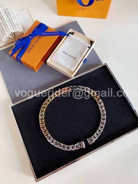 CB10098 LV Necklace CB10098 LV Necklace