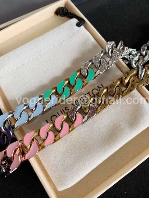 CB10098 LV Necklace CB10098 LV Necklace