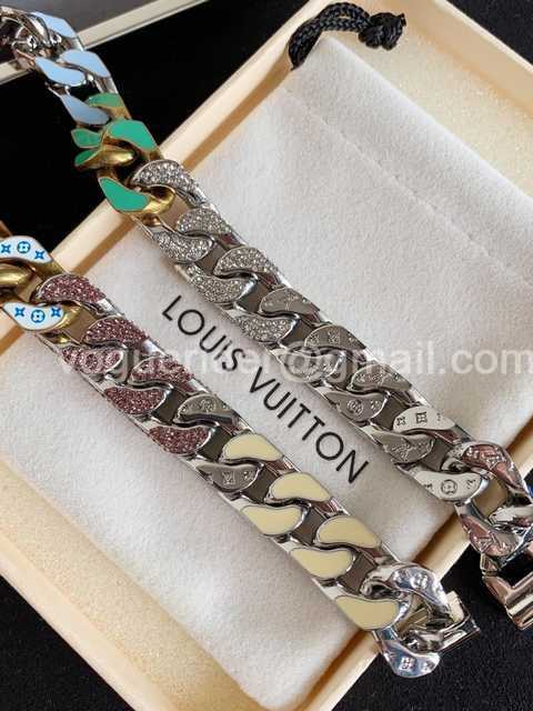 CB10098 LV Necklace CB10098 LV Necklace