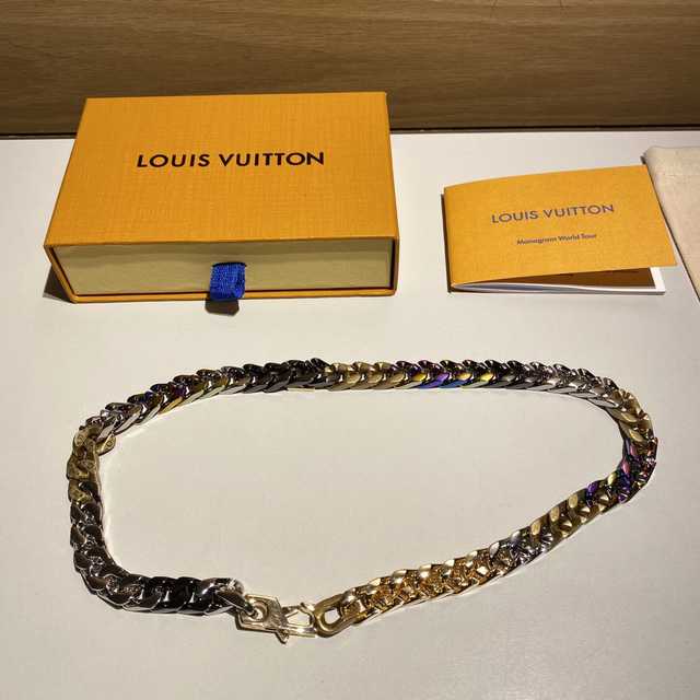 CB10103 LV Necklace