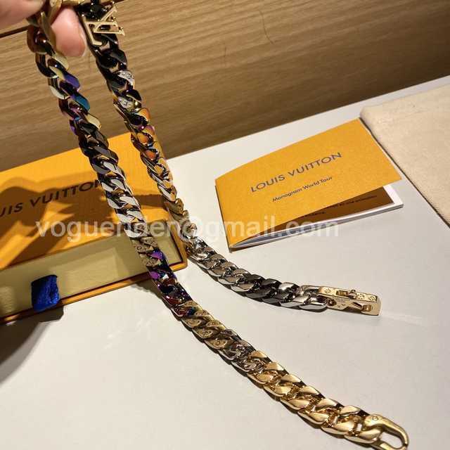 CB10103 LV Necklace CB10103 LV Necklace