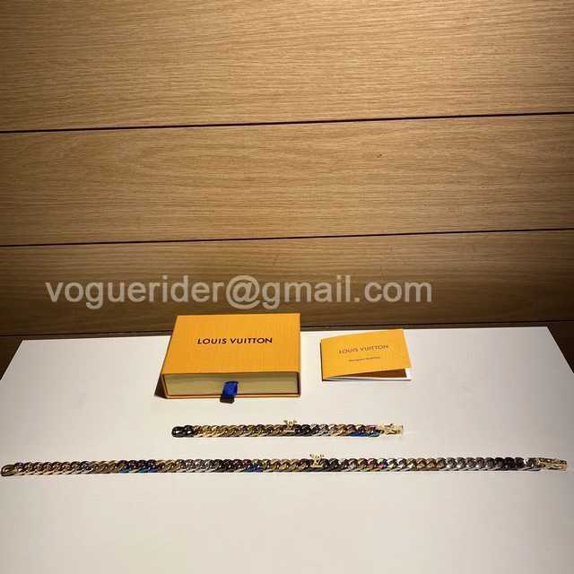 CB10103 LV Necklace CB10103 LV Necklace