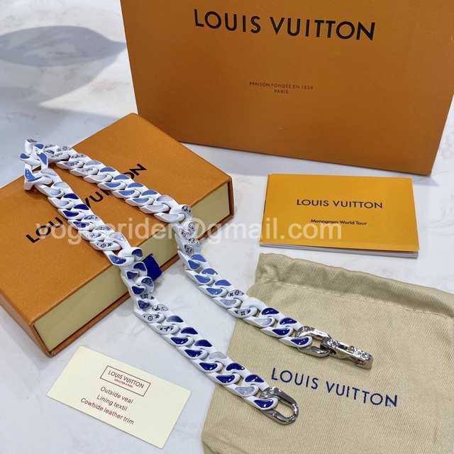 CB10110 LV Necklace CB10110 LV Necklace