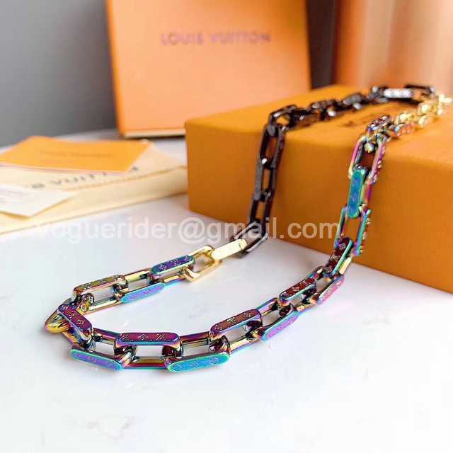 CB10111 LV Necklace CB10111 LV Necklace