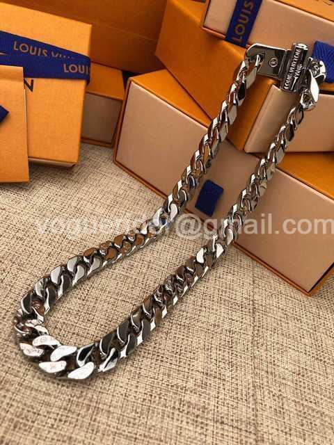 CB10115 LV Necklace CB10115 LV Necklace