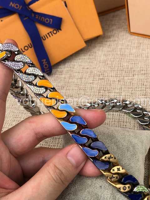 CB10117 LV Necklace CB10117 LV Necklace