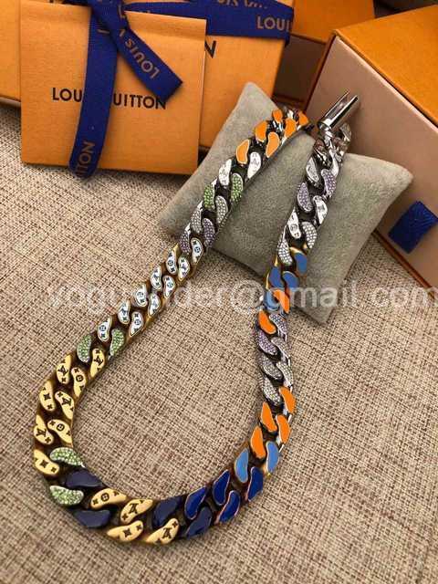 CB10117 LV Necklace CB10117 LV Necklace