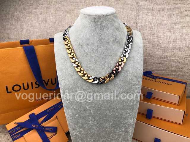 CB10117 LV Necklace CB10117 LV Necklace