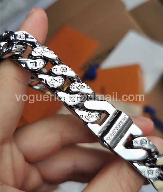 CB10119 LV Necklace CB10119 LV Necklace