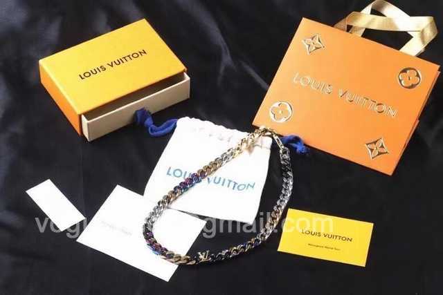CB10122 LV Necklace CB10122 LV Necklace