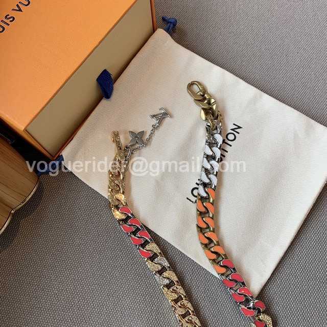 CB10128 LV Necklace CB10128 LV Necklace