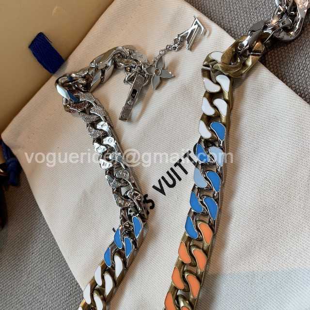 CB10129 LV Necklace CB10129 LV Necklace