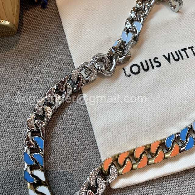 CB10129 LV Necklace CB10129 LV Necklace