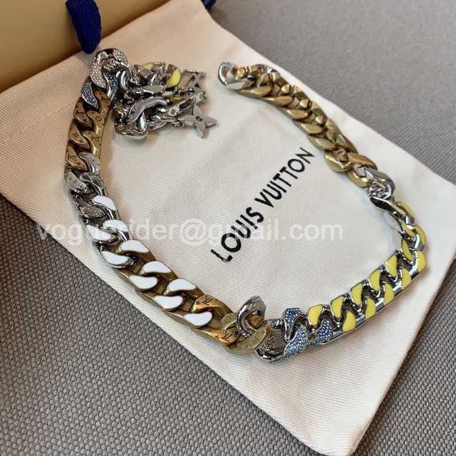 CB10130 LV Necklace CB10130 LV Necklace