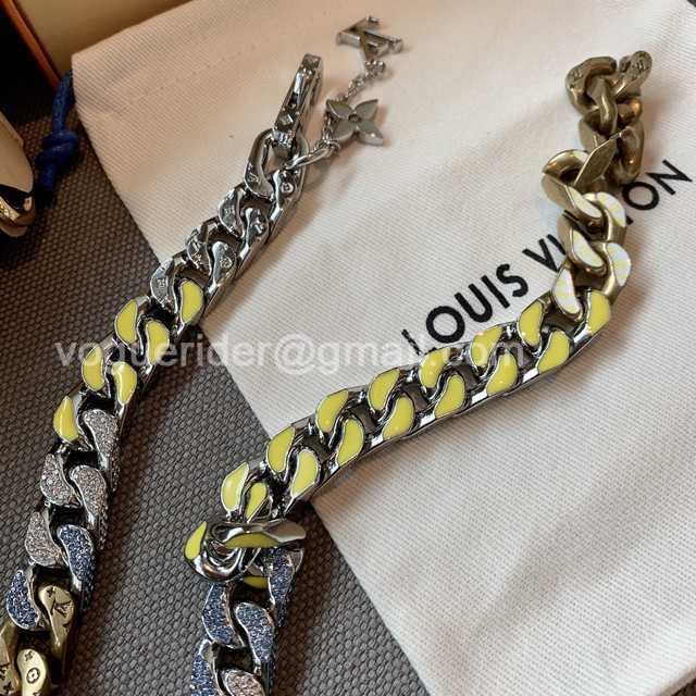 CB10130 LV Necklace CB10130 LV Necklace