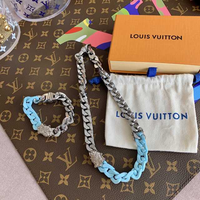 CB10131 LV Bracelet/Necklace