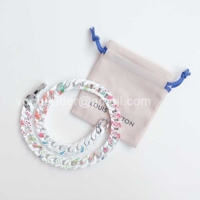 CB10135 LV Necklace CB10135 LV Necklace