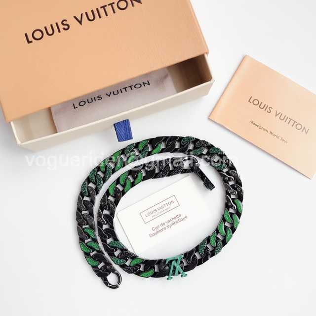 CB10137 LV Necklace CB10137 LV Necklace