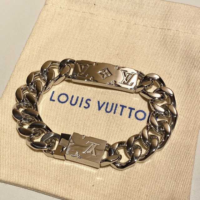 CB10138 LV Bracelet