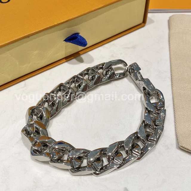 CB10139 LV Bracelet CB10139 LV Bracelet