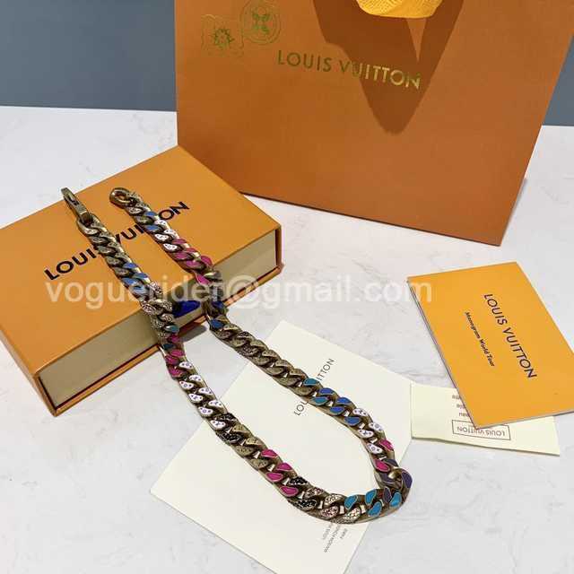 CB10164 LV Necklace CB10164 LV Necklace