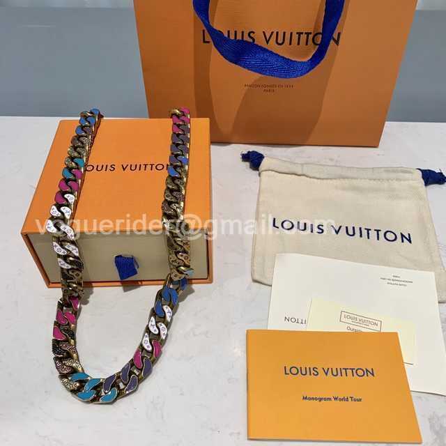 CB10166 LV Necklace CB10166 LV Necklace