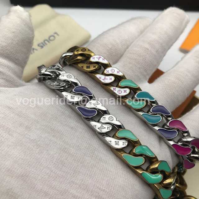 CB10167 LV Necklace CB10167 LV Necklace