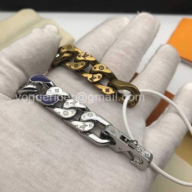 CB10167 LV Necklace CB10167 LV Necklace