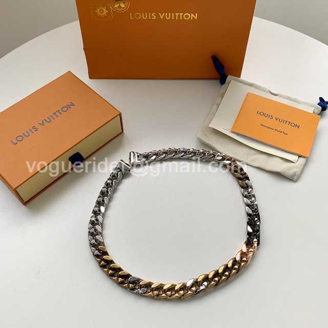 CB10169 LV Necklace CB10169 LV Necklace