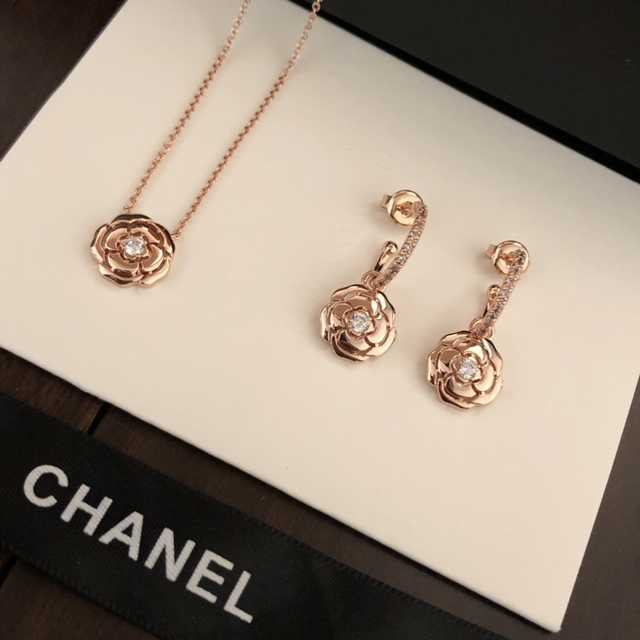 Chanel camelia jwl6591