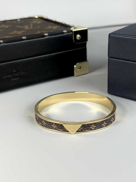 Louis Vuitton jwl6856
