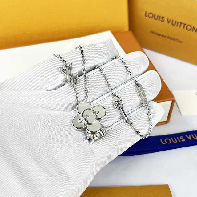 Louis Vuitton jwl6862 Louis Vuitton jwl6862