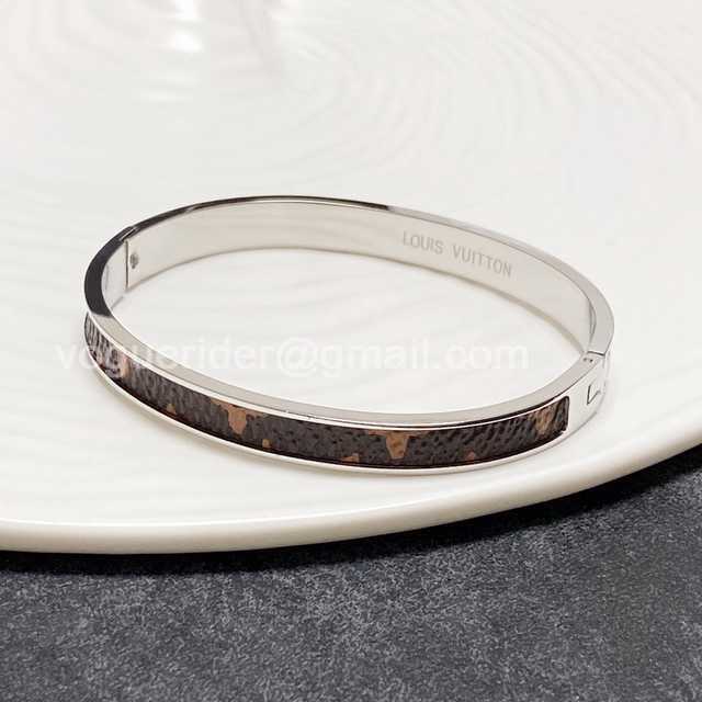 Louis Vuitton jwl6864 Louis Vuitton jwl6864