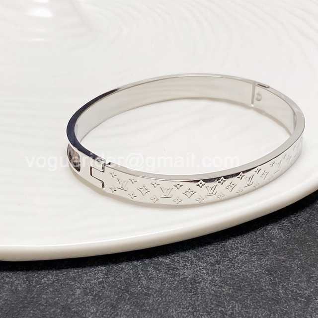 Louis Vuitton jwl6864 Louis Vuitton jwl6864