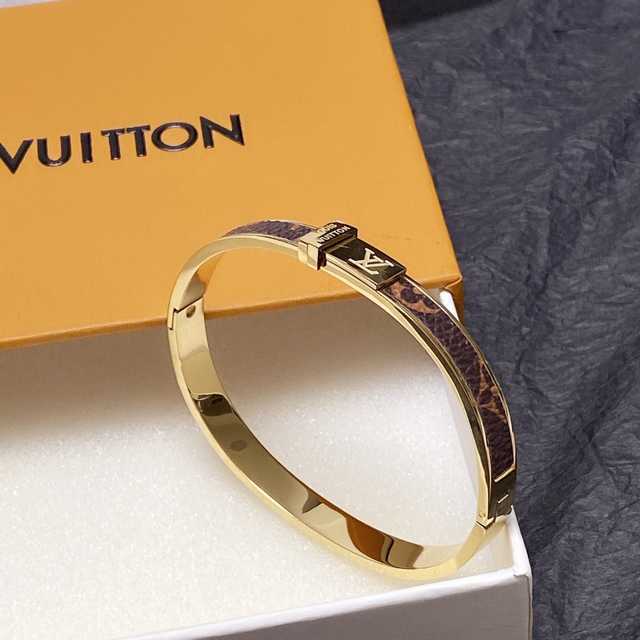 Louis Vuitton jwl6869