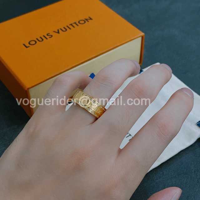 Louis Vuitton jwl6877 Louis Vuitton jwl6877