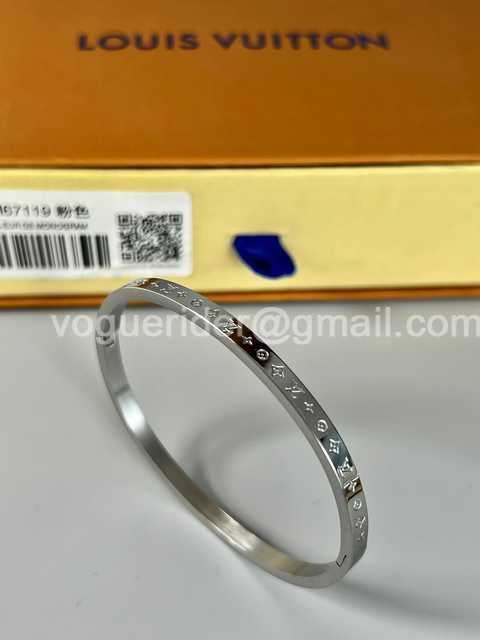 Louis Vuitton jwl6884 Louis Vuitton jwl6884