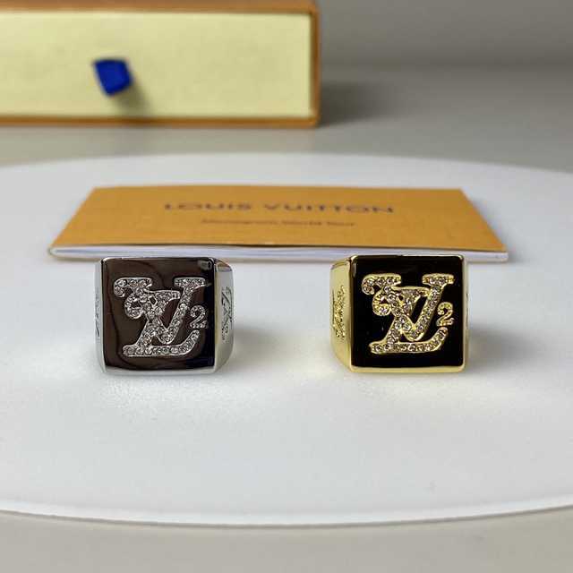Louis Vuitton Squared jwl6892
