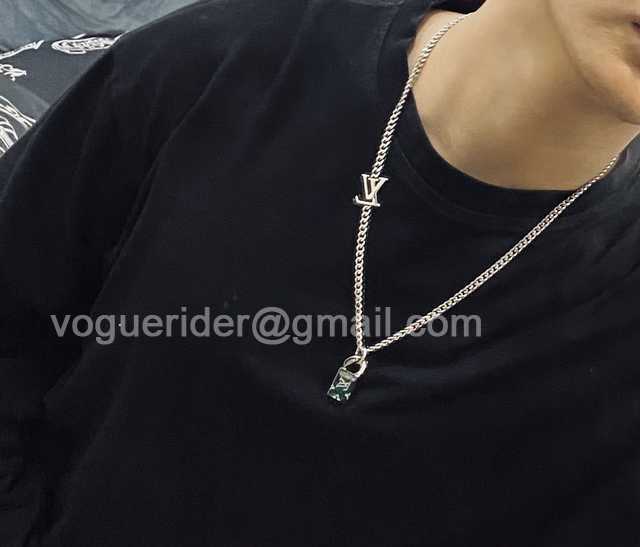 Louis Vuitton jwl6898 Louis Vuitton jwl6898