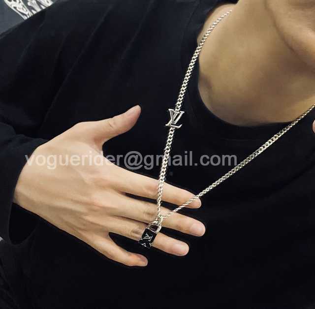 Louis Vuitton jwl6898 Louis Vuitton jwl6898