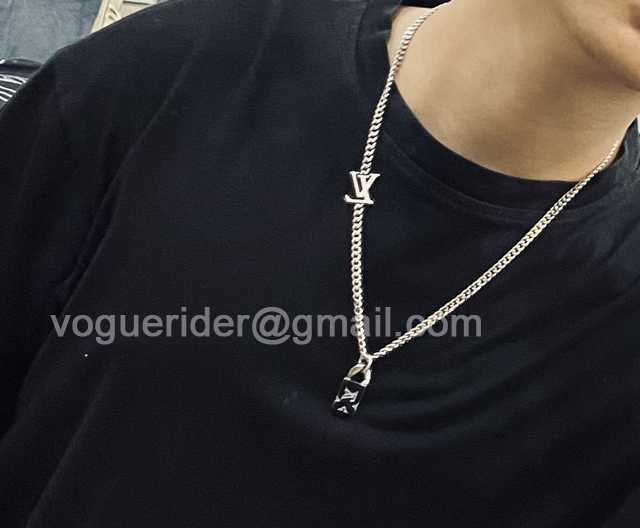 Louis Vuitton jwl6898 Louis Vuitton jwl6898
