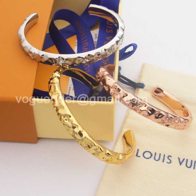 Louis Vuitton Monogram Carved jwl6924 Louis Vuitton Monogram Carved jwl6924